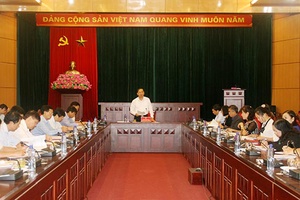 Hội nghị trực tuyến về tình hình triển khai thực hiện Nghị quyết số 18,19 của BCH Trung ương Đảng khóa XII và Nghị quyết số 76 của HĐND tỉnh