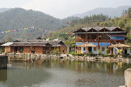 Phát triển du lịch trở thành ngành kinh tế mũi nhọn